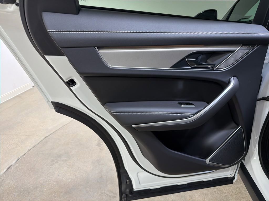 New 2026 Jaguar F-PACE R-Dynamic S image 20