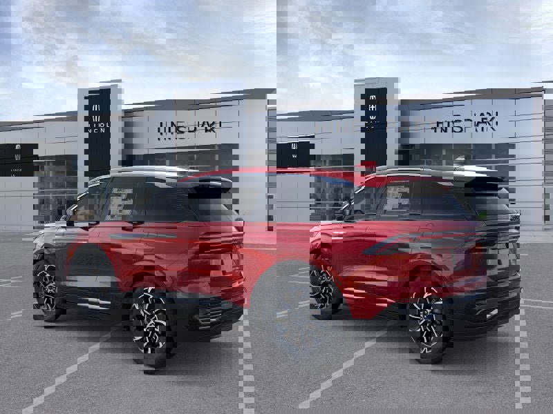 New 2025 Lincoln Nautilus Premier w/ Equipment Group 102A image 4