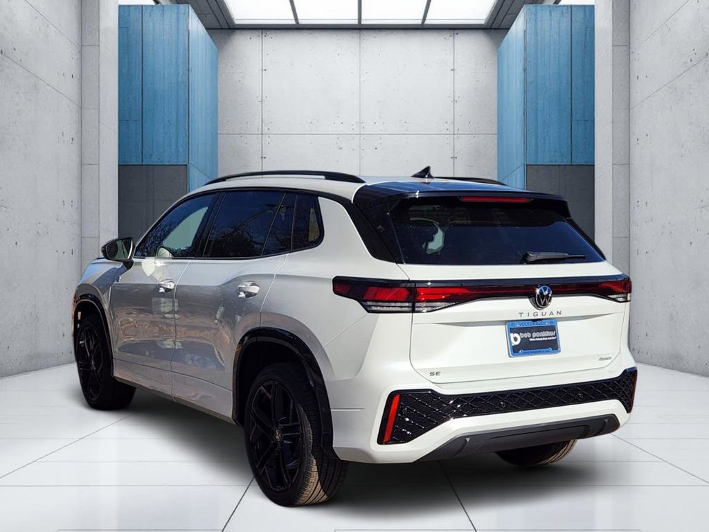 New 2026 Volkswagen Tiguan SE R-Line image 26