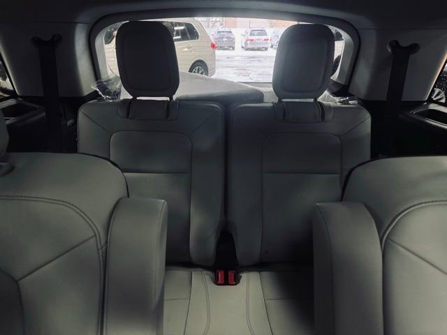 New 2026 Lincoln Aviator AWD image 20