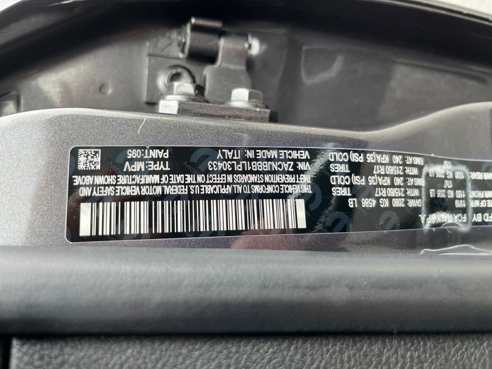 Used 2020 Jeep Renegade Latitude w/ Cold Weather Group image 25