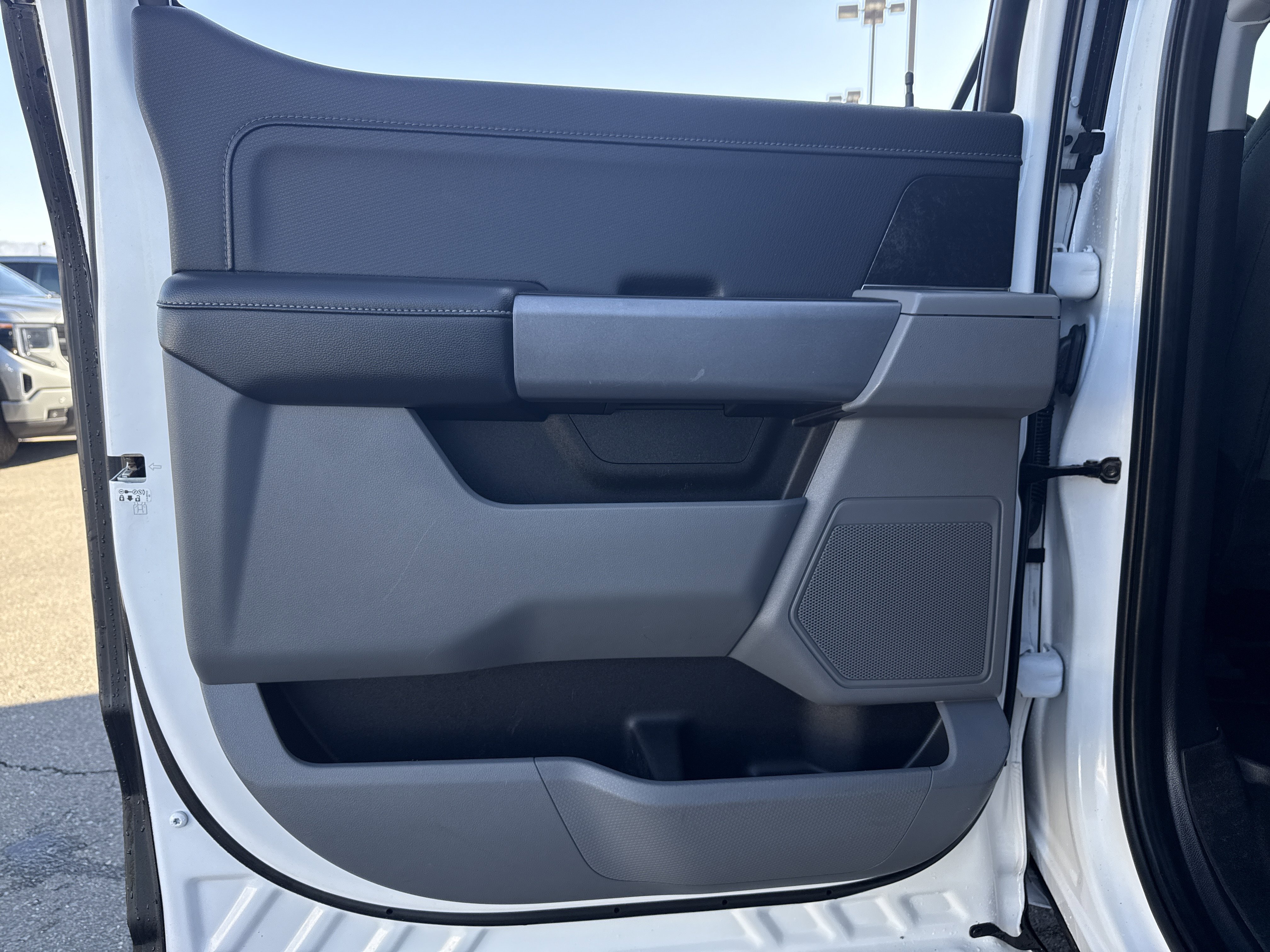 Used 2022 Ford F150 XLT w/ Equipment Group 301A Mid image 22