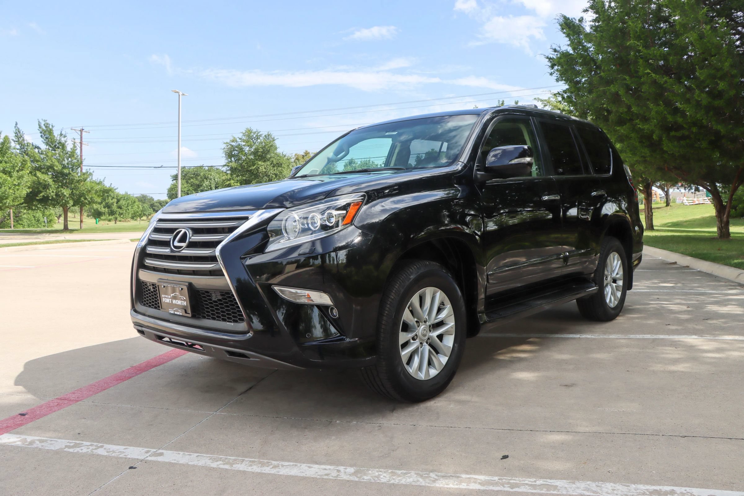 Used 2016 Lexus GX 460 w/ Premium Package AWD/4WD image 3