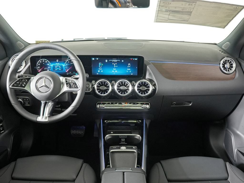 New 2026 Mercedes-Benz GLA 250 4MATIC image 12