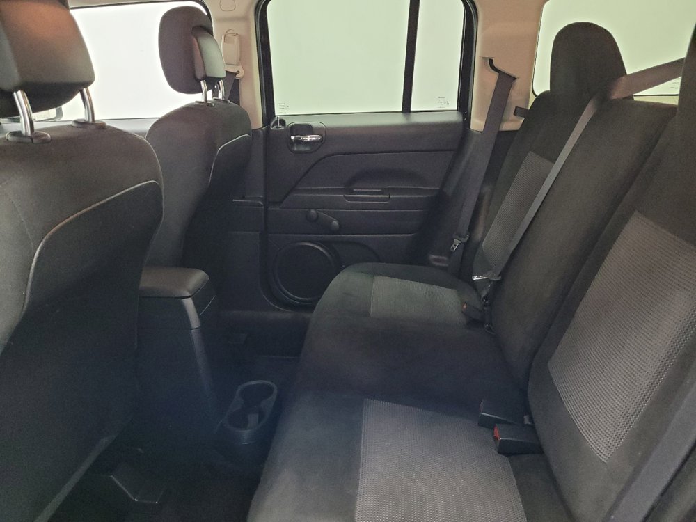 Used 2015 Jeep Patriot Sport FWD image 18