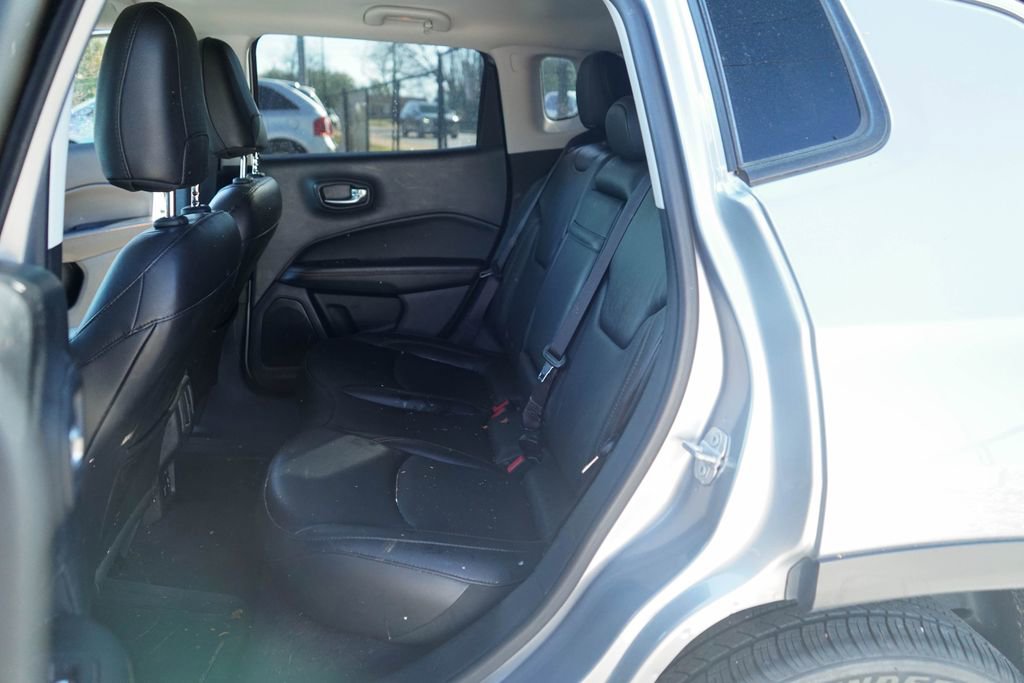 Used 2019 Jeep Compass Limited w/ Safety & Security Group image 30