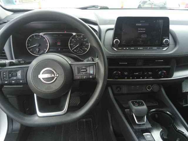 Used 2024 Nissan Rogue SV AWD/4WD image 8