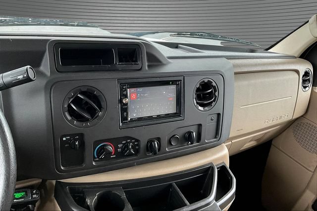 Used 2016 Ford E-450 and Econoline 450 Super Duty w/ Motorhome Prep Package RWD image 9