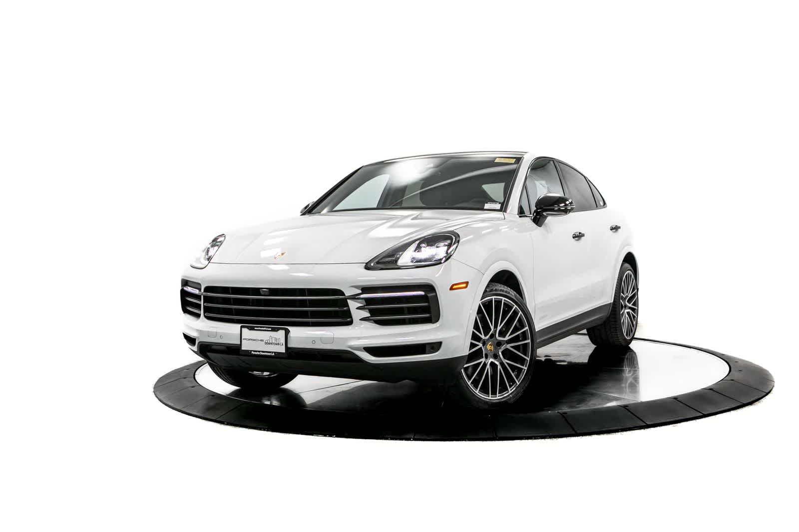 Certified 2023 Porsche Cayenne Platinum Edition AWD/4WD image 1