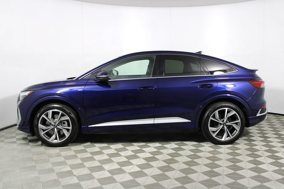 Used 2025 Audi Q4 e-tron Premium Plus w/ Premium Plus AWD/4WD image 33