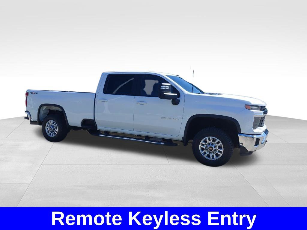 Used 2026 Chevrolet Silverado 2500 LT AWD/4WD image 7