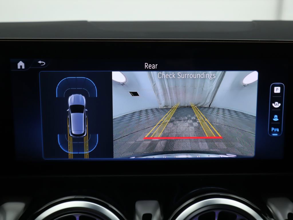 Certified 2025 Mercedes-Benz GLA 250 image 17