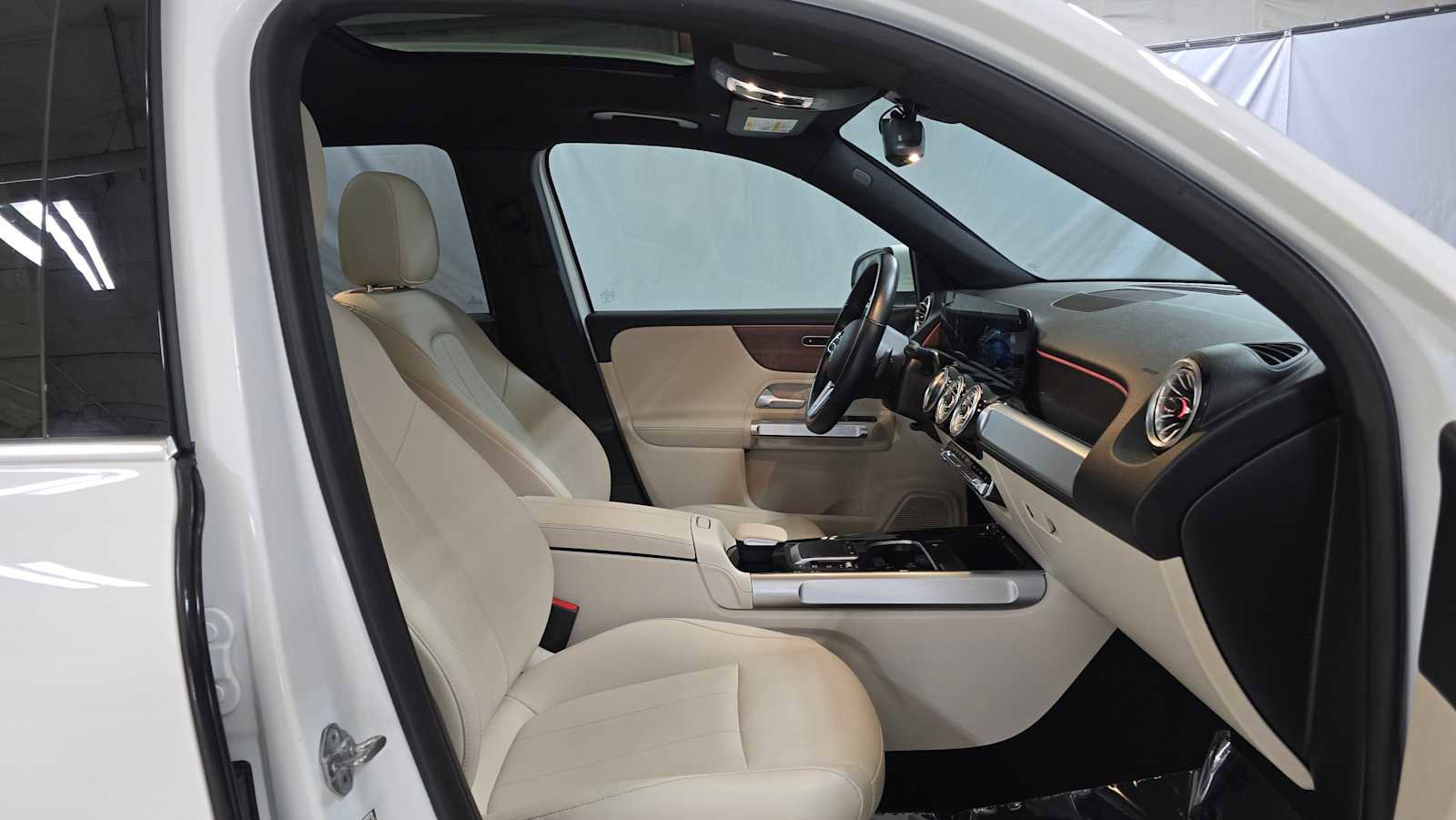 Certified 2022 Mercedes-Benz GLB 250 4MATIC image 10