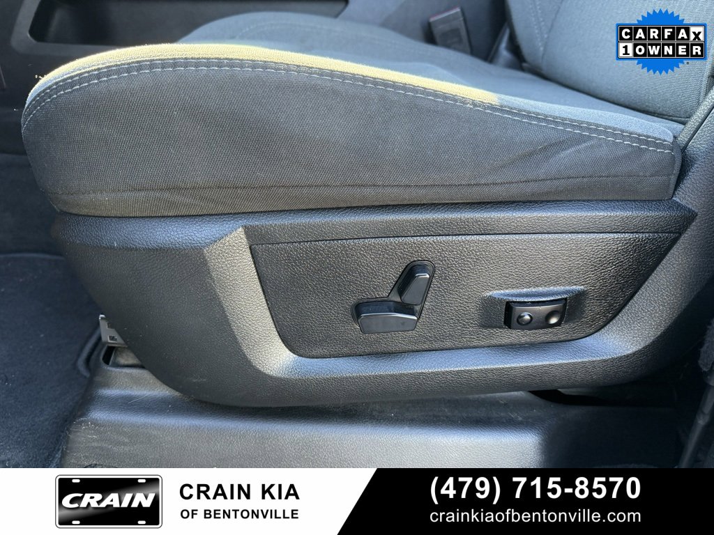 Used 2024 RAM 2500 Big Horn w/ Off Road Package image 12