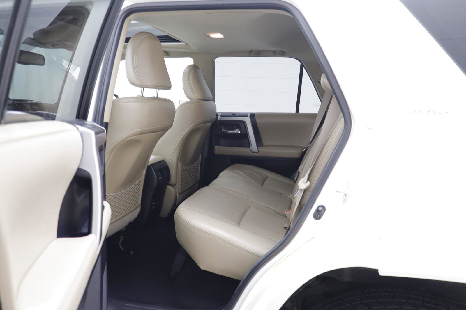 Used 2014 Toyota 4Runner Limited image 14