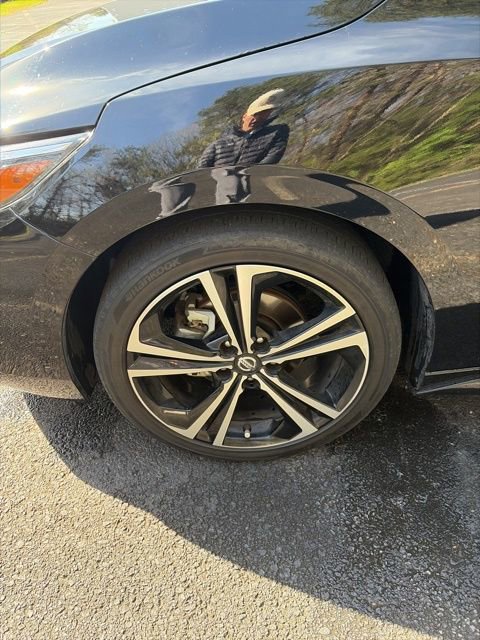 Used 2023 Nissan Sentra SR w/ SR Premium Package image 32