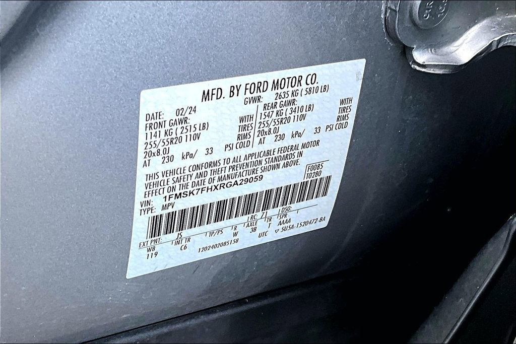 Used 2024 Ford Explorer Limited image 14