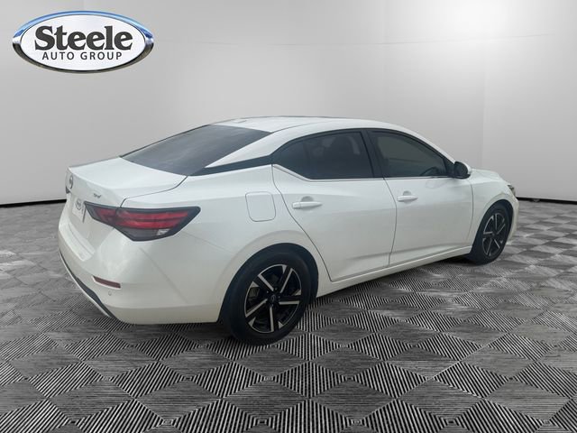 Used 2024 Nissan Sentra SV FWD image 5