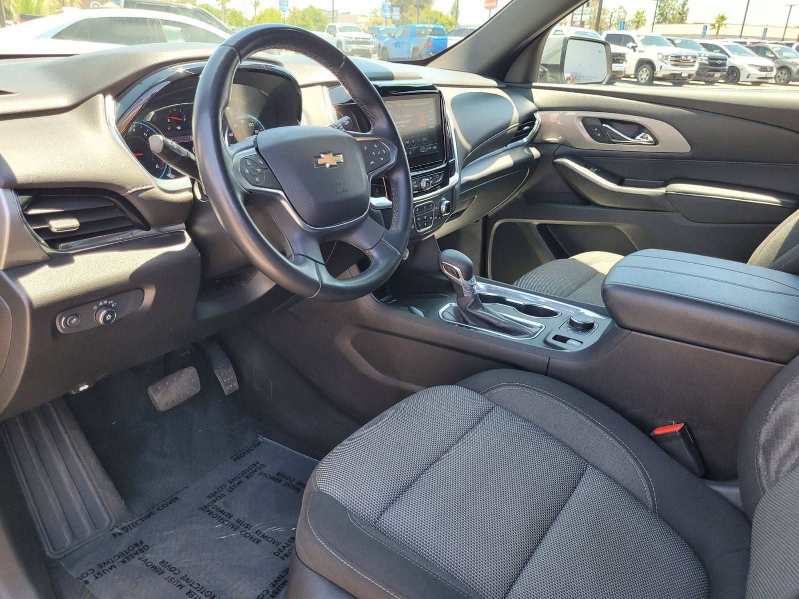 Used 2023 Chevrolet Traverse LT AWD/4WD image 10
