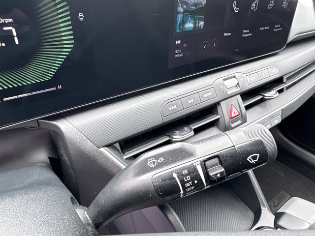 Certified 2025 Kia K4 FWD image 22