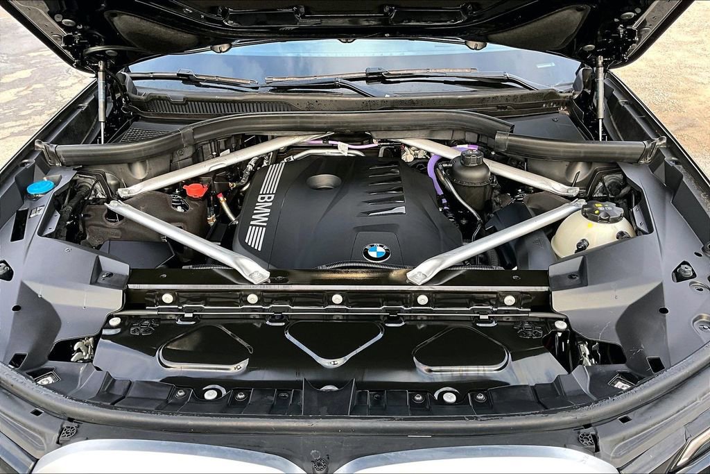 Used 2025 BMW X7 xDrive40i image 31