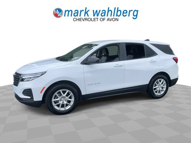 Certified 2024 Chevrolet Equinox LS w/ LS Convenience Package FWD image 4