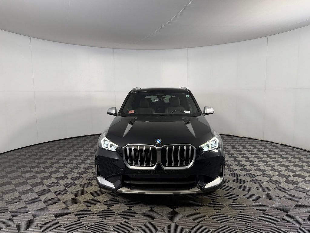 Used 2024 BMW X1 xDrive28i w/ Convenience Package AWD/4WD image 4