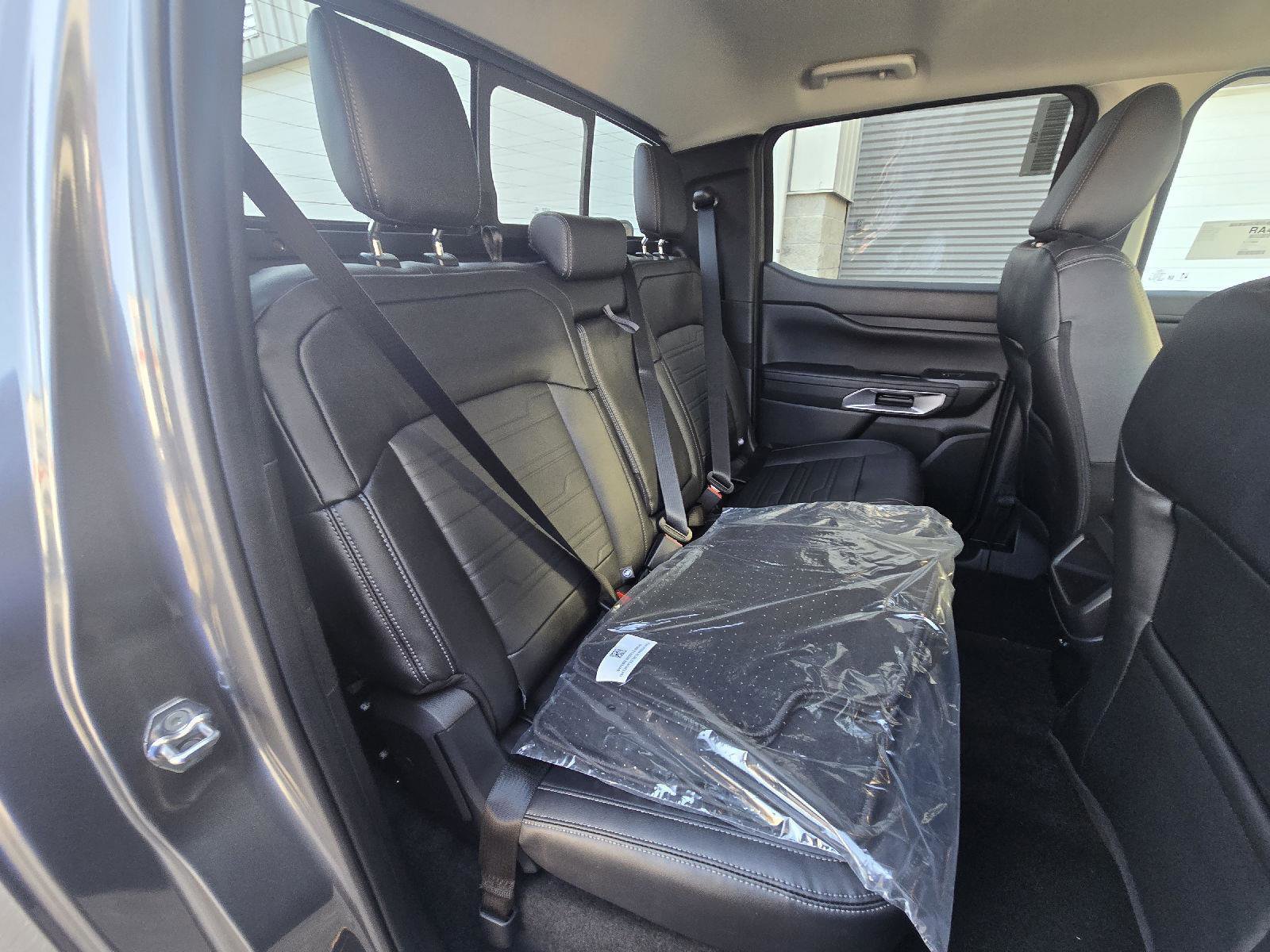 New 2025 Ford Ranger Lariat w/ FX4 Off-Road Package image 18