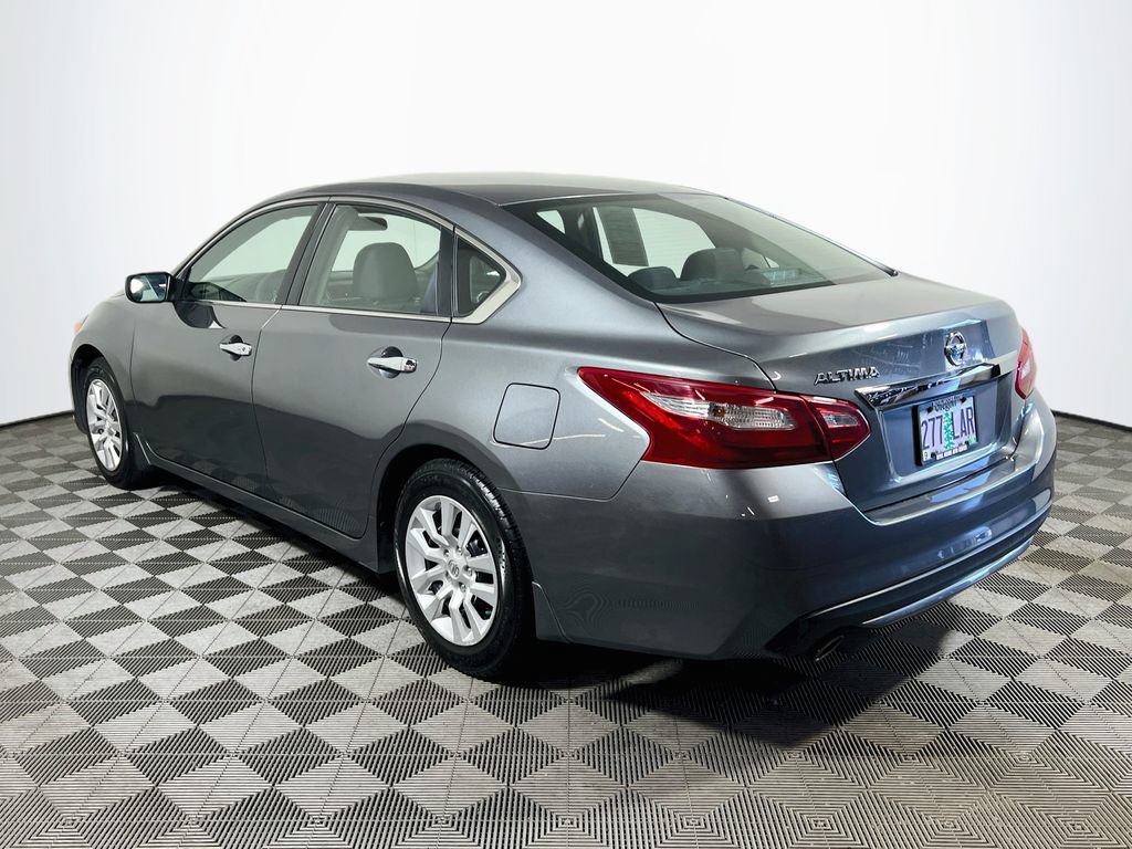 Used 2018 Nissan Altima 2.5 S w/ S Convenience Package FWD image 5