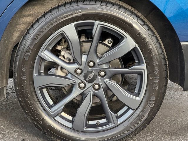 Used 2022 Chevrolet Equinox RS w/ RS Leather Package image 11