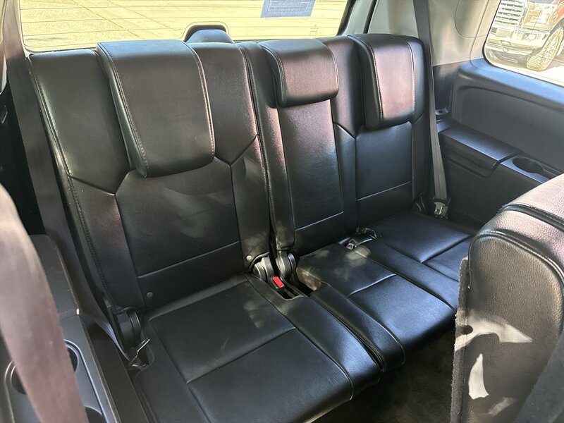 Used 2015 Honda Pilot Touring image 16
