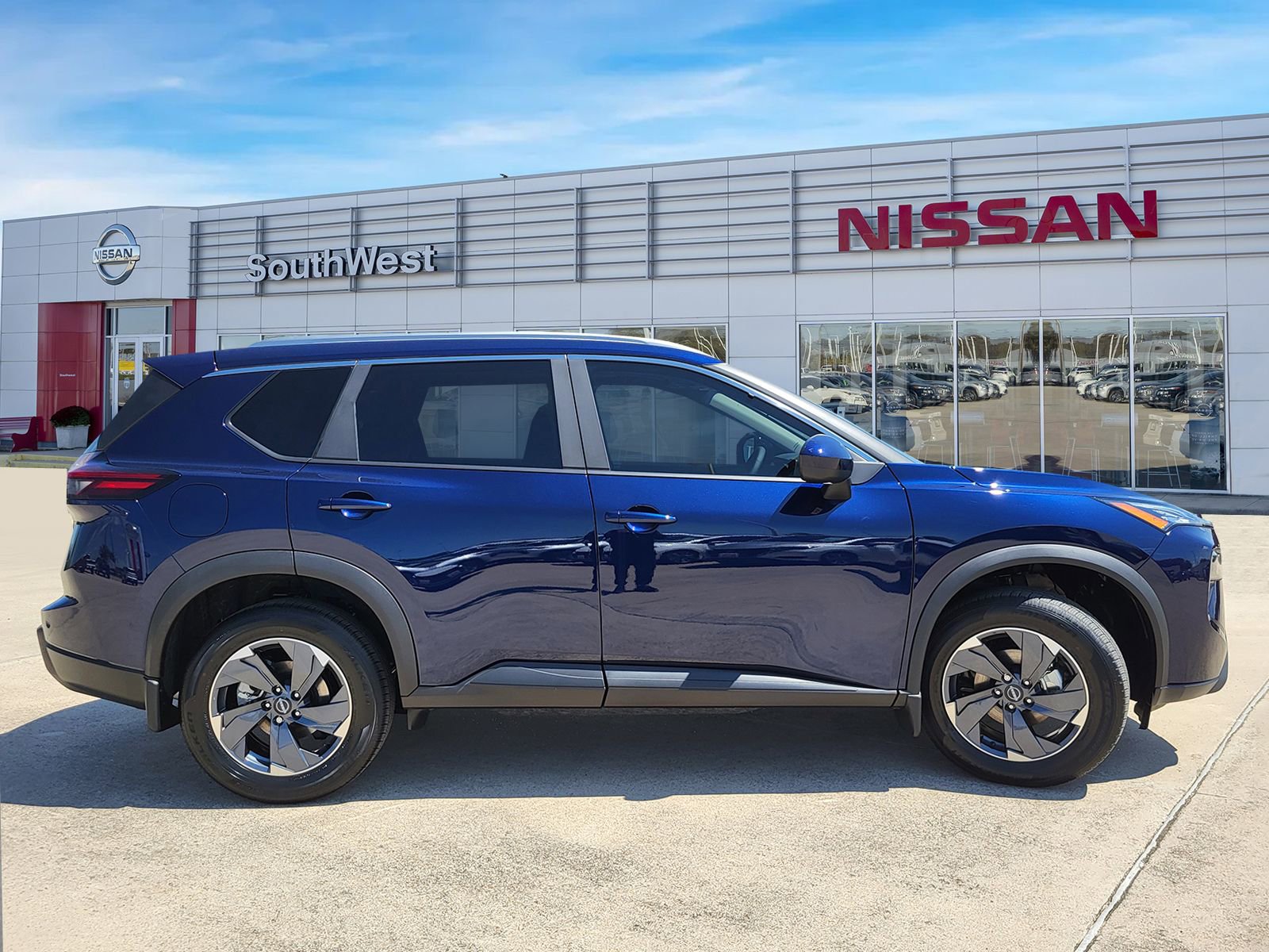 New 2026 Nissan Rogue SV image 5