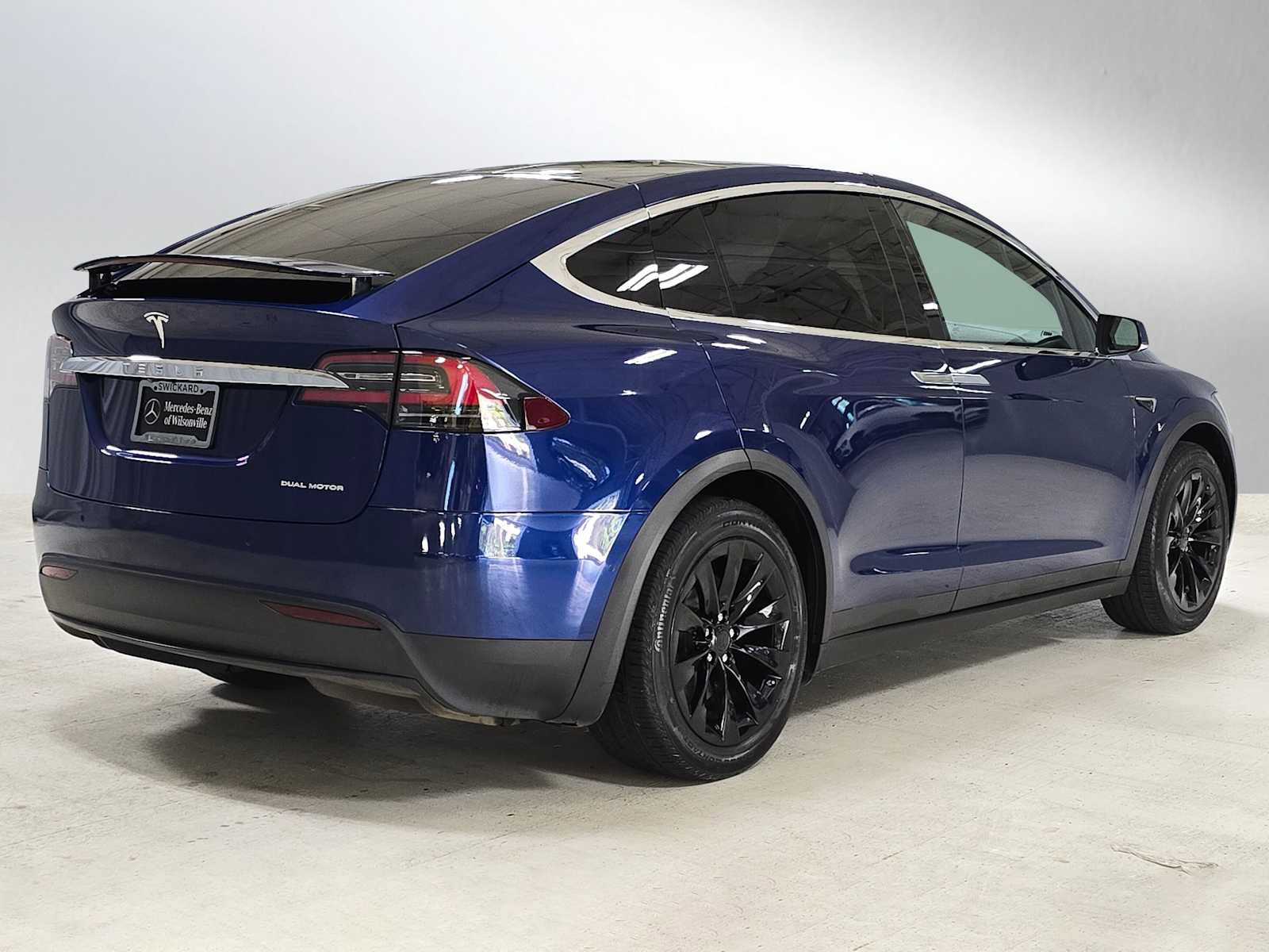Used 2020 Tesla Model X Long Range image 3