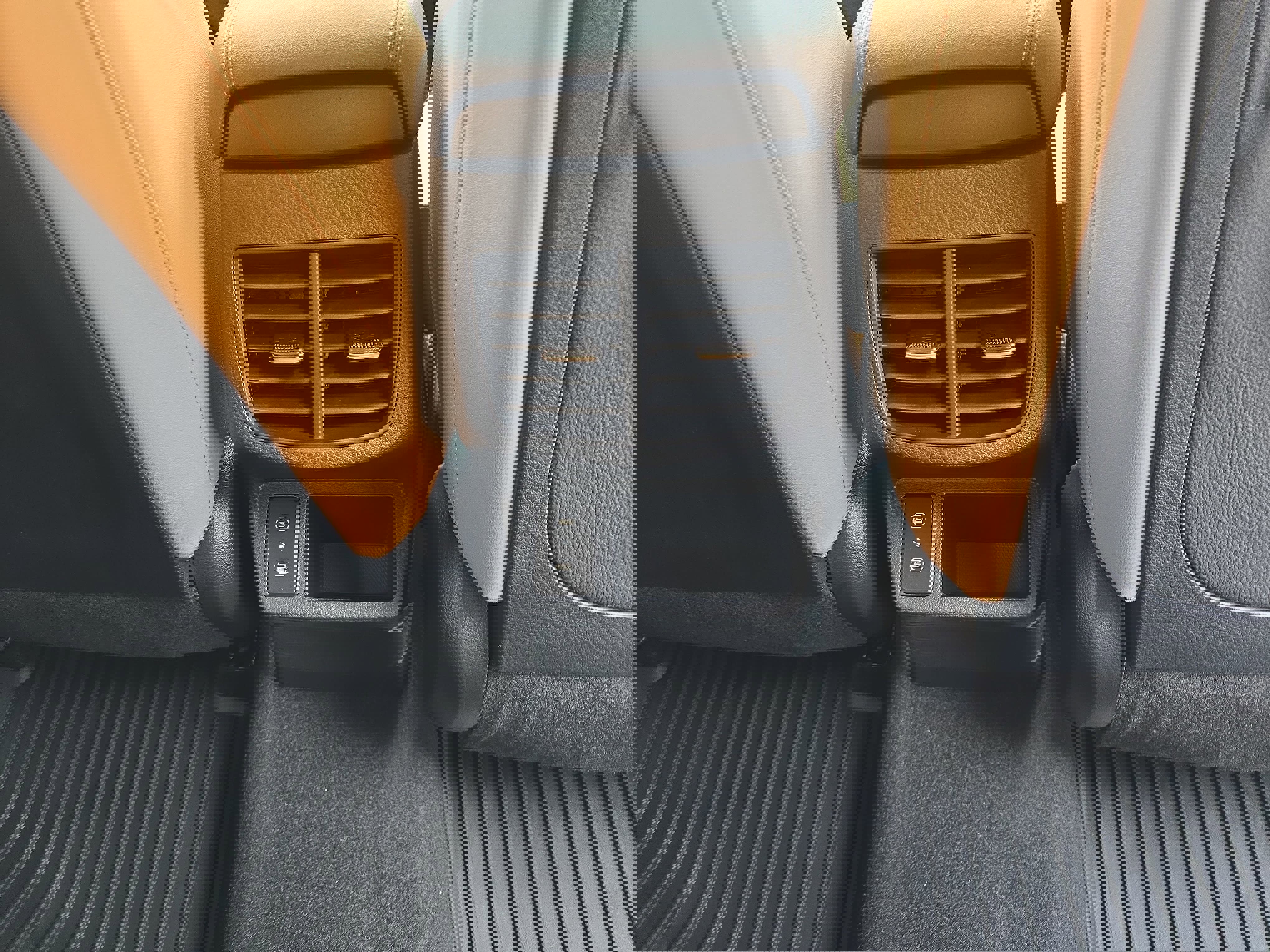 New 2026 Kia Seltos EX image 13