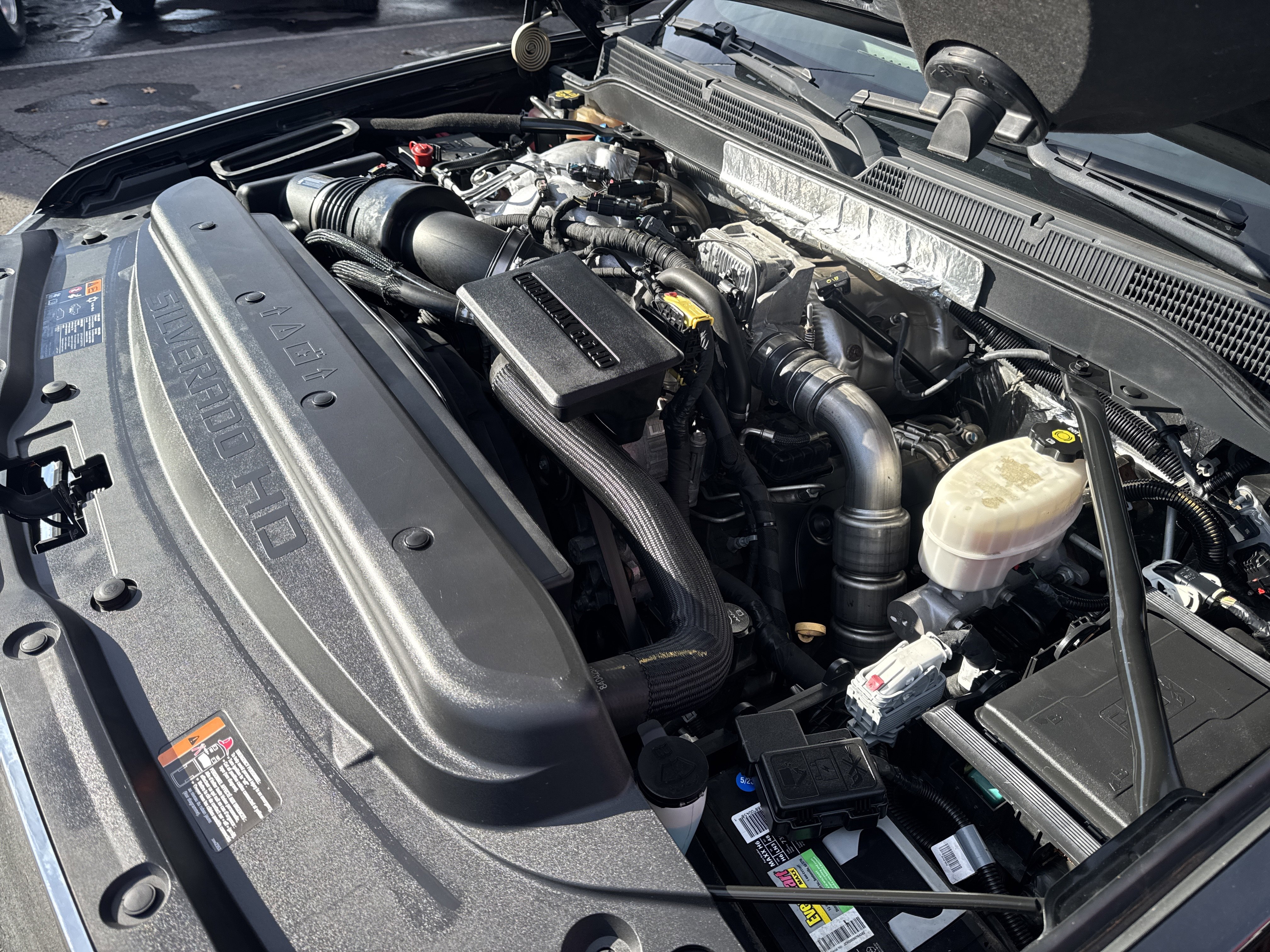 Used 2018 Chevrolet Silverado 2500 High Country w/ Duramax Plus Package image 11