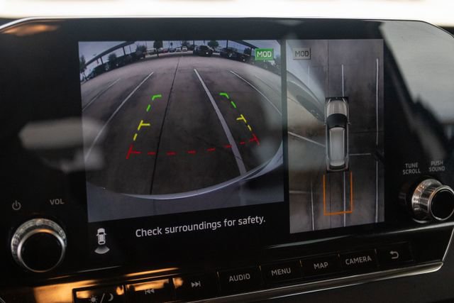 Used 2023 Mitsubishi Outlander SE image 19