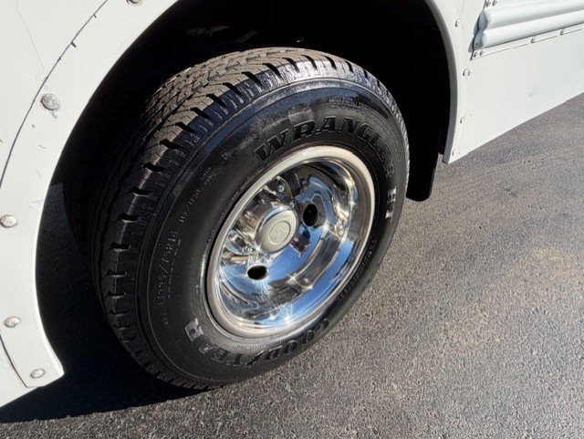 Used 2008 Chevrolet Express 3500 w/ School Bus Package image 9