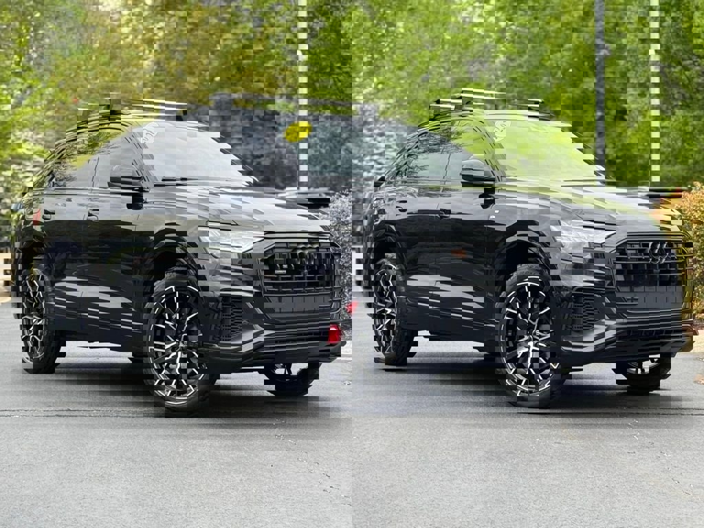 Used 2023 Audi Q8 Premium Plus w/ Premium Plus Package image 2