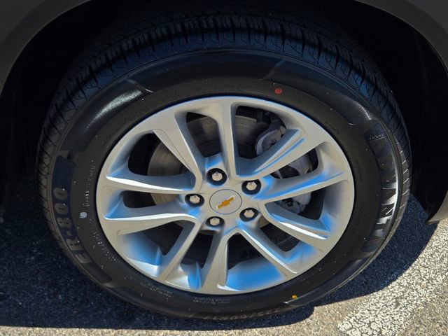 Used 2024 Chevrolet TrailBlazer LS w/ LS Convenience Package image 9