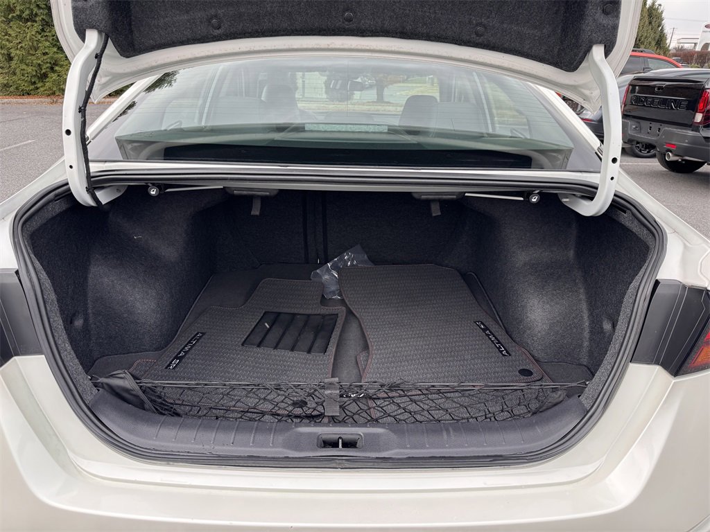 Used 2020 Nissan Altima 2.5 SR w/ Premium Package image 13