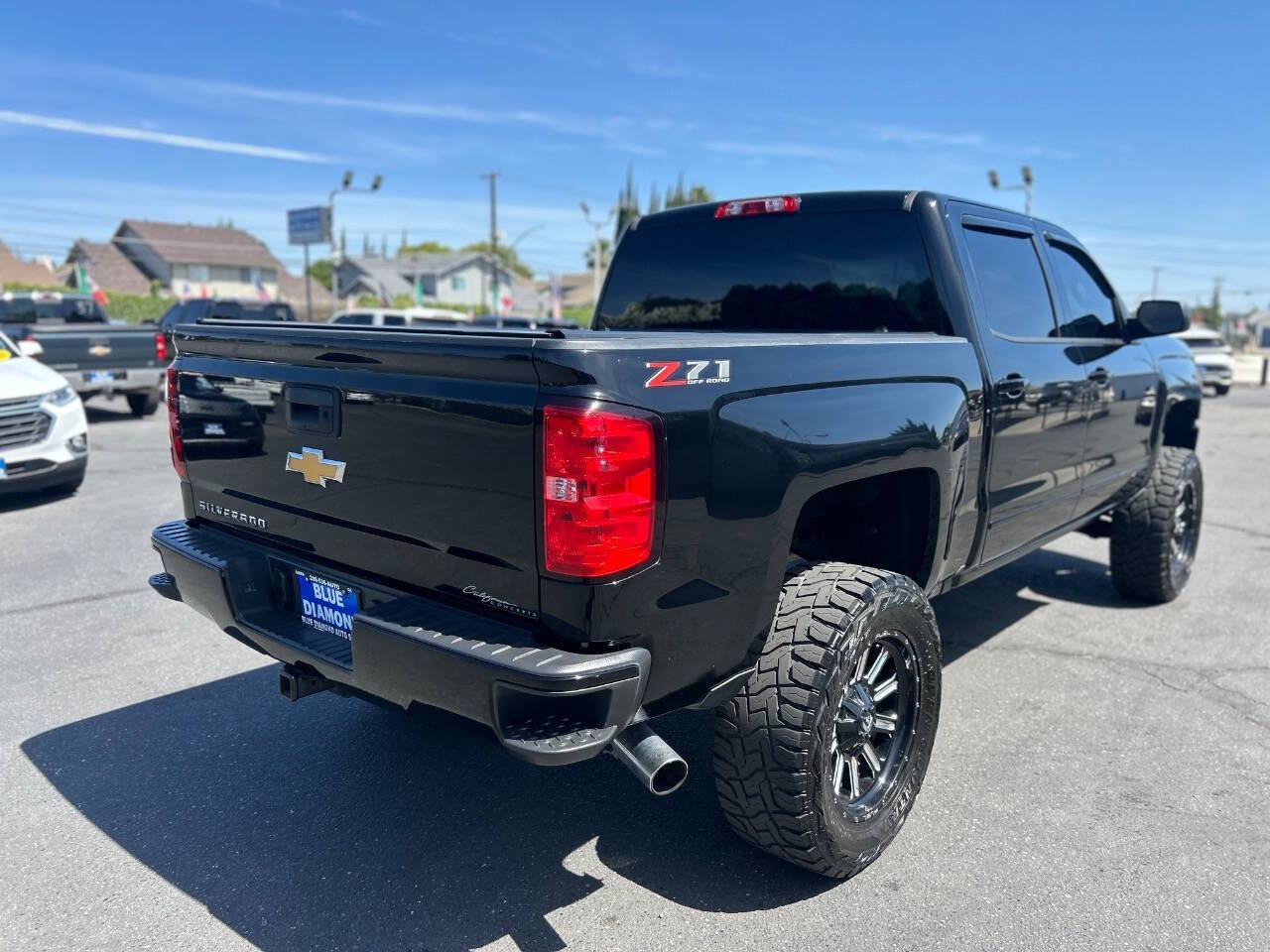 Used 2018 Chevrolet Silverado 1500 LT w/ All Star Edition AWD/4WD image 6