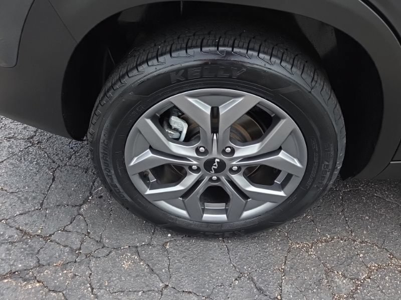 Used 2024 Kia Seltos S AWD/4WD image 9