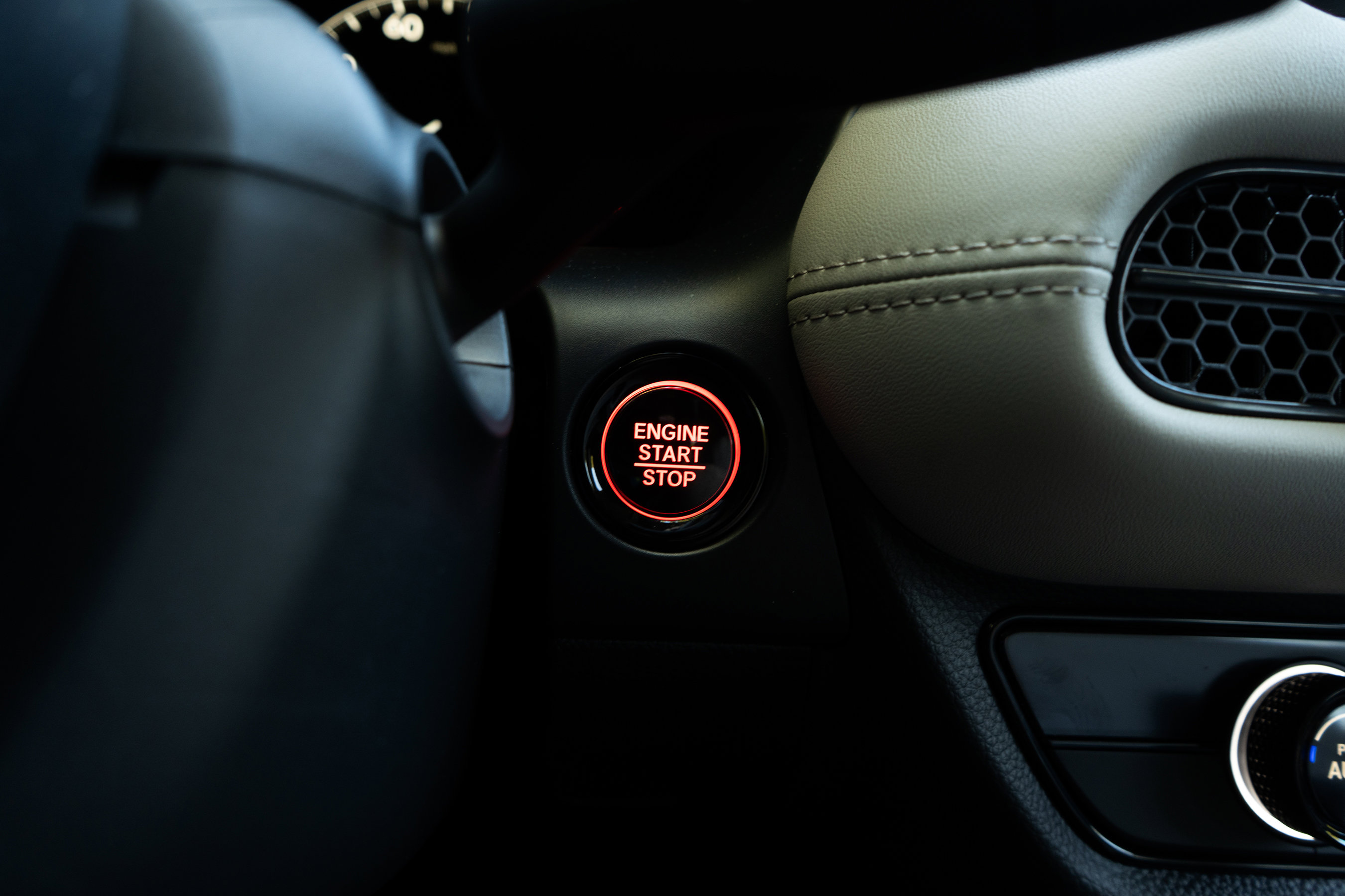 Certified 2026 Honda HR-V LX image 25