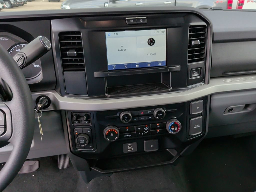 New 2026 Ford F250 XLT w/ FX4 Off-Road Package AWD/4WD image 21