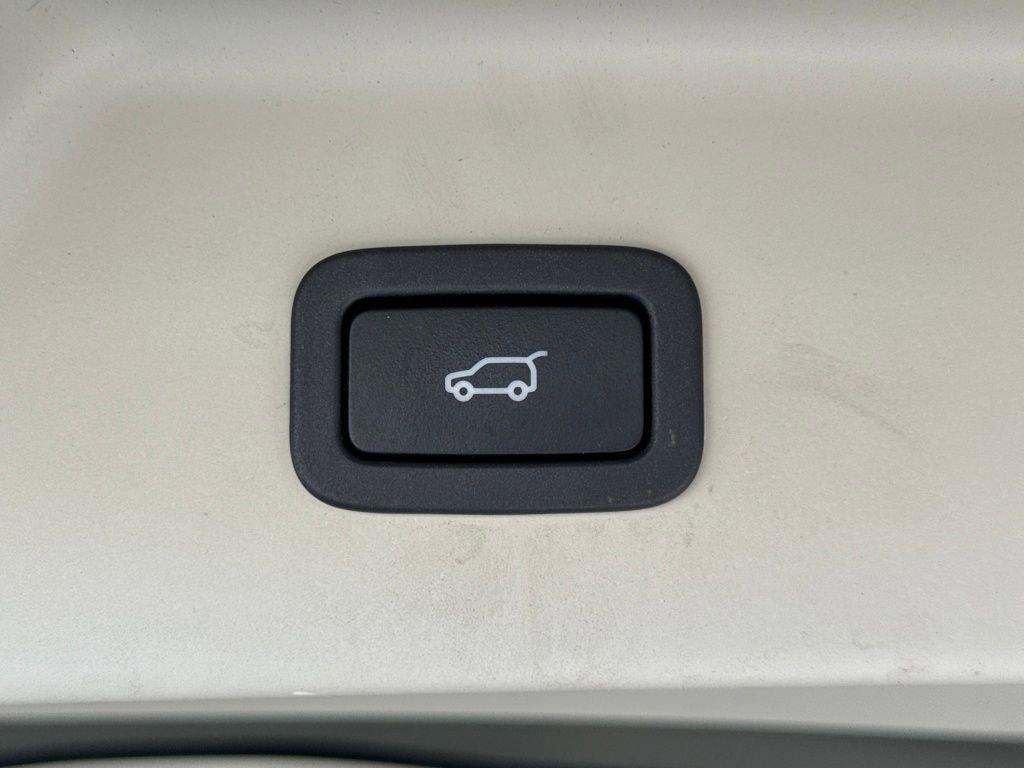 Used 2020 Land Rover Range Rover HSE image 22