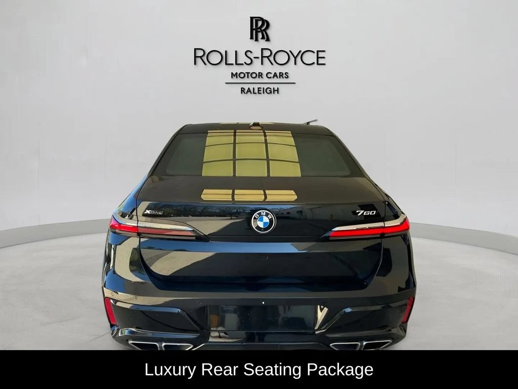 Used 2023 BMW 760i xDrive AWD/4WD image 6