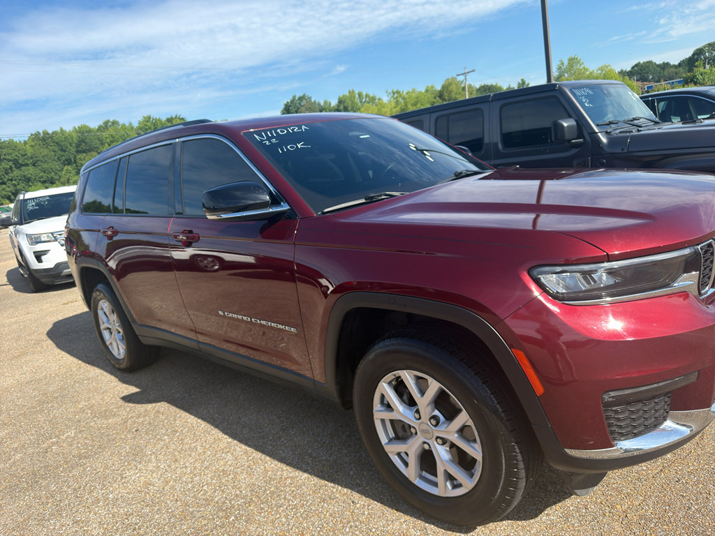 Used 2022 Jeep Grand Cherokee L Limited AWD/4WD image 3