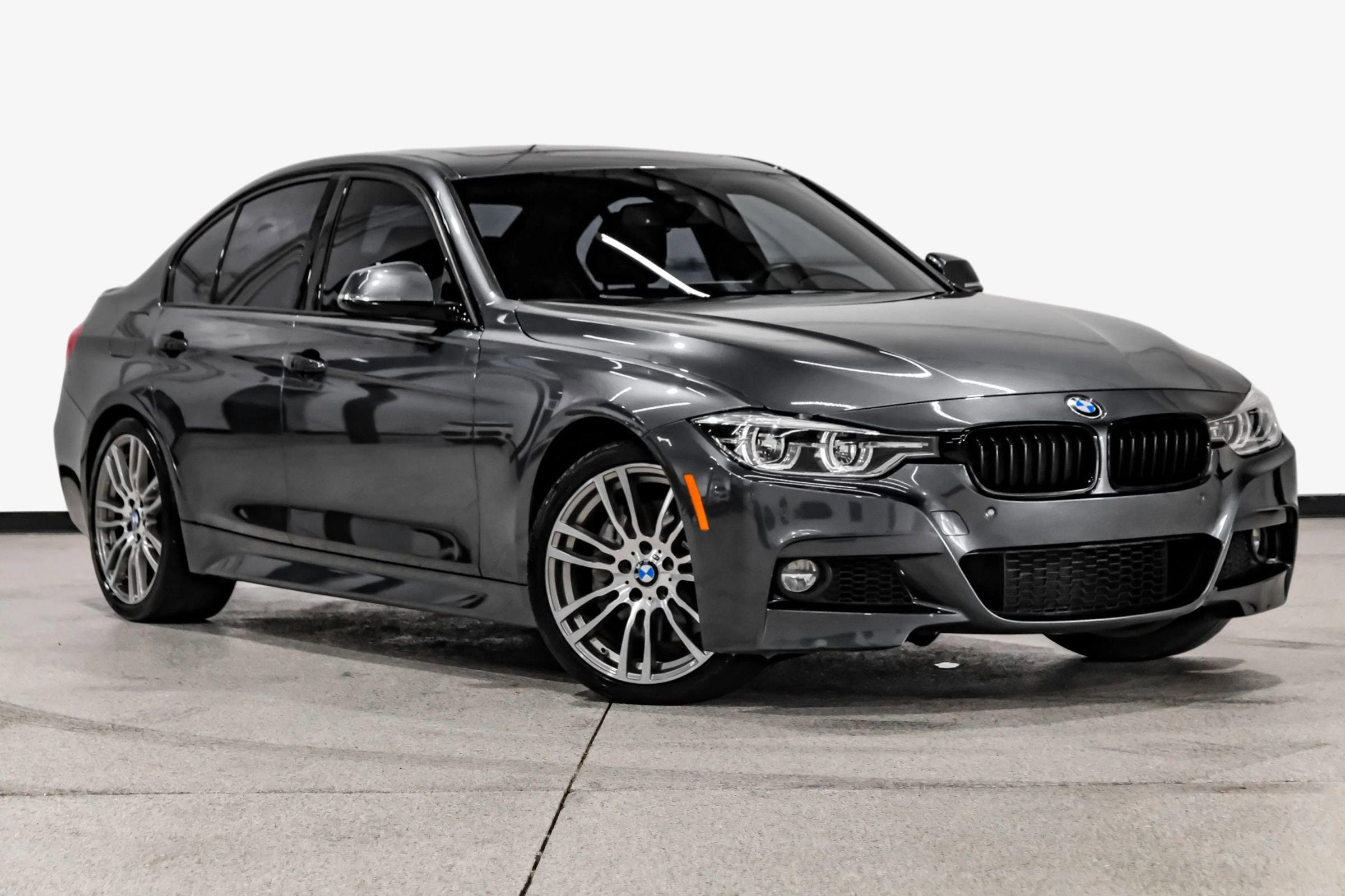 Used 2017 BMW 340i Sedan image 4