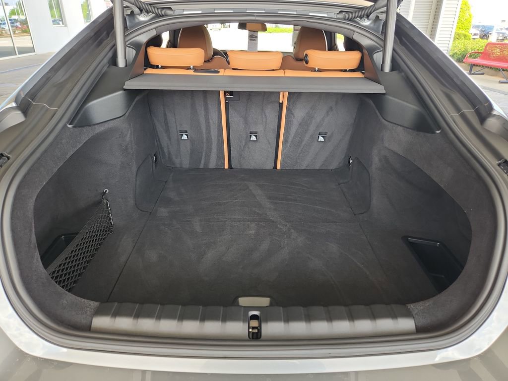 Used 2025 BMW i4 eDrive40 w/ Premium Package RWD image 13