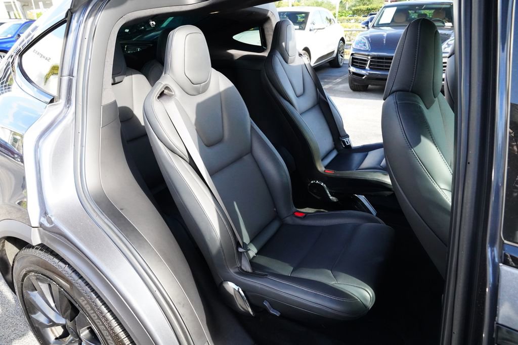 Used 2022 Tesla Model X Plaid AWD/4WD image 22
